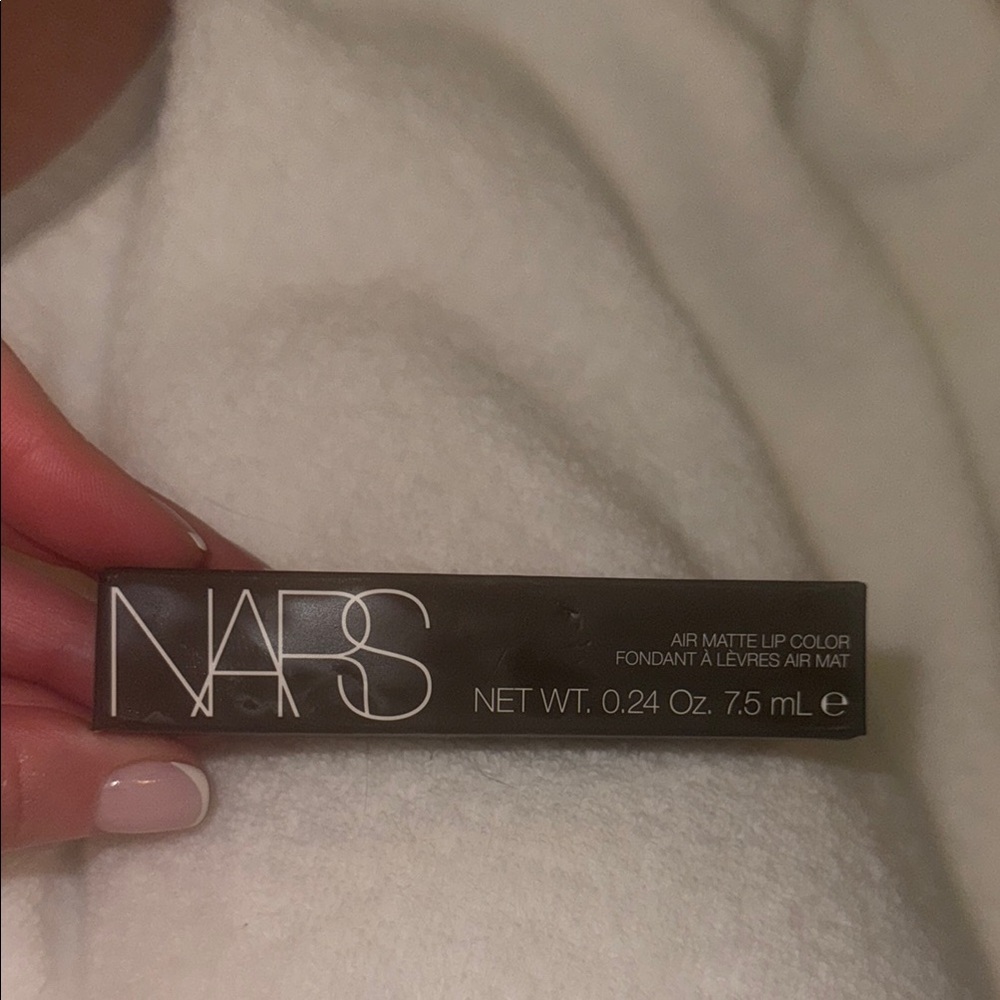 NARS Air Matte Lip Color in Black